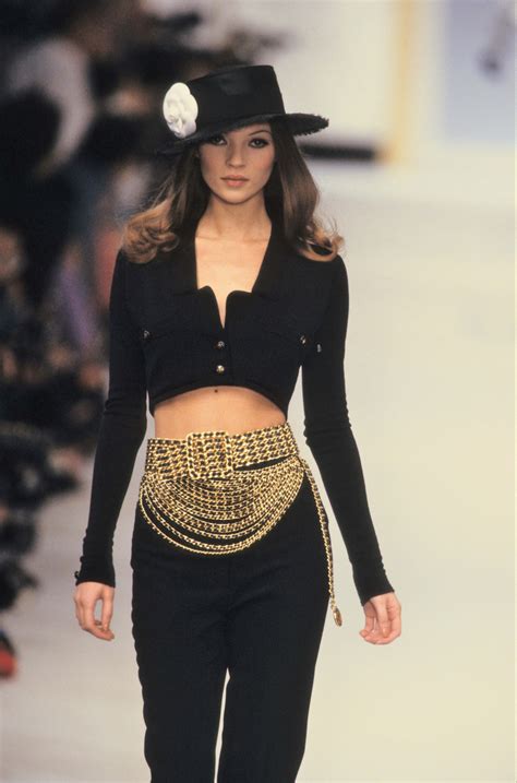 90s runway fashion chanel.